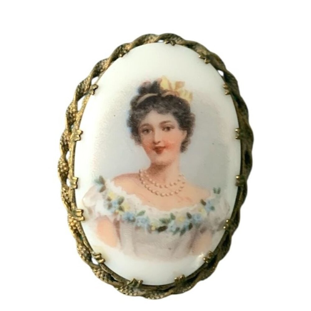 Victorian Porcelain Portrait Brooch With Gold-Tone Setting & Pin Closure